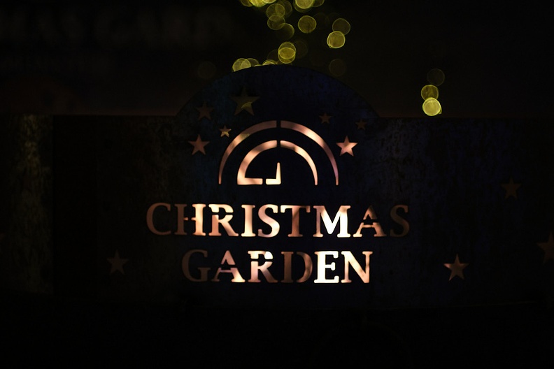 Christmas_Garden_37.jpg
